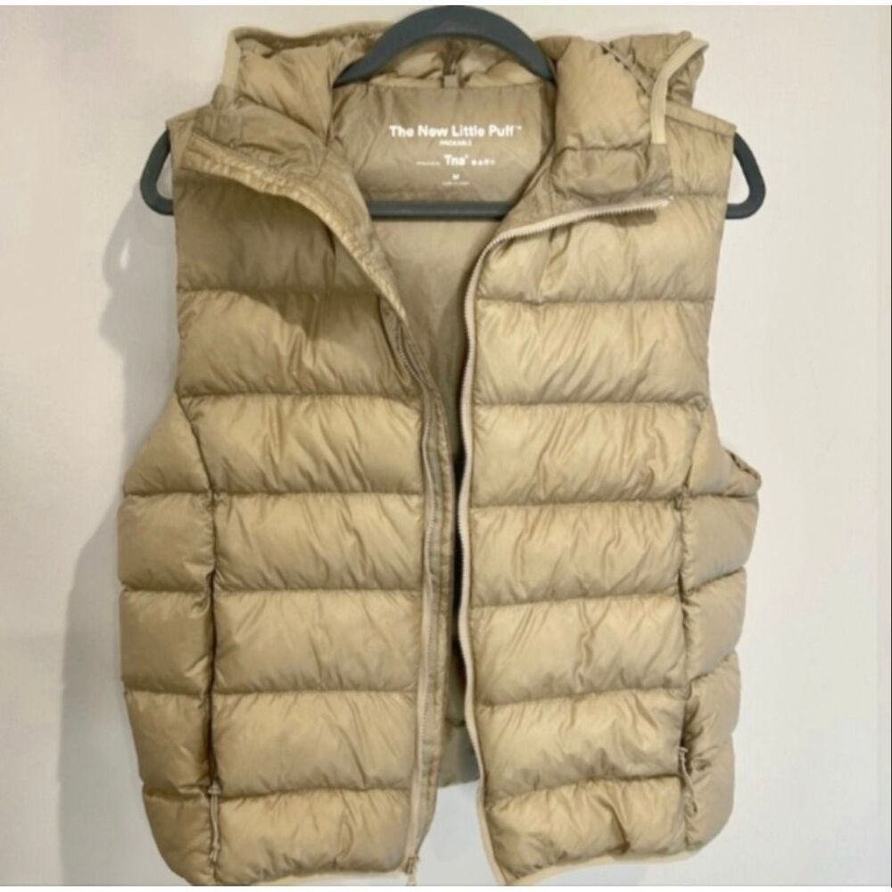 ARITZIA The Little Puff Vest Goose Down - Picture 2 of 11
